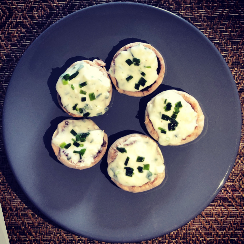 Champignons fourrés au chèvre