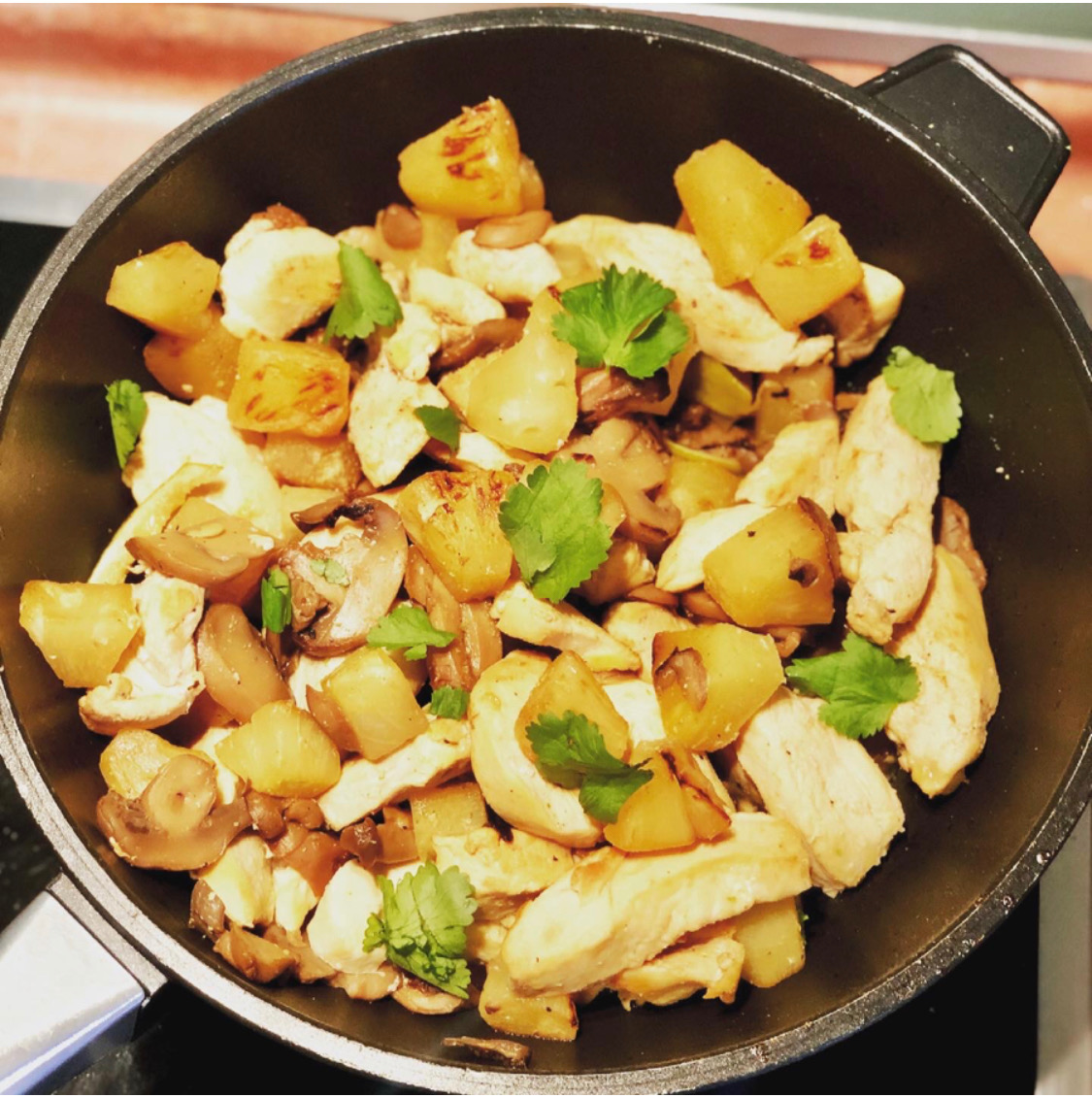 Poulet & ananas rôtis, citron vert